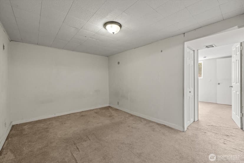 Property photo for 14709 58th Avenue S, Tukwila photo 26