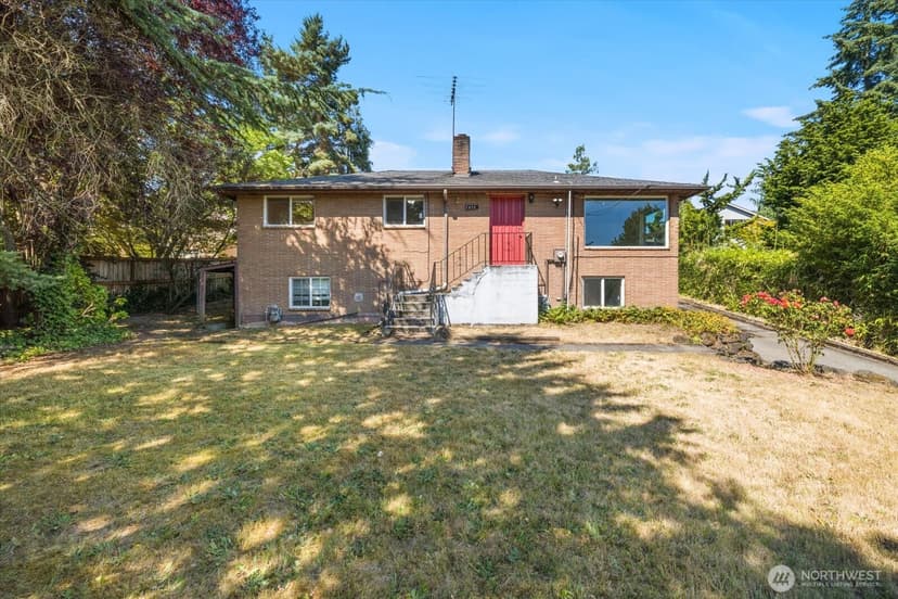 Property photo for 14709 58th Avenue S, Tukwila photo 39