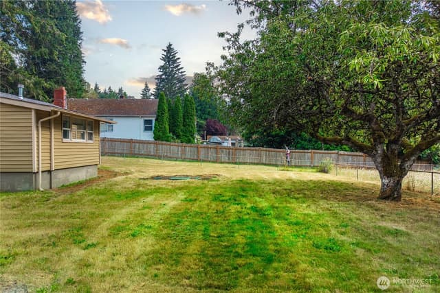 Property photo for 2437 Rocky Point Road NW, Bremerton photo 5