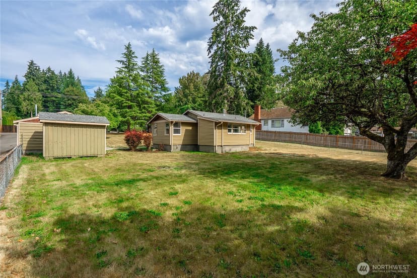 Property photo for 2437 Rocky Point Road NW, Bremerton photo 11