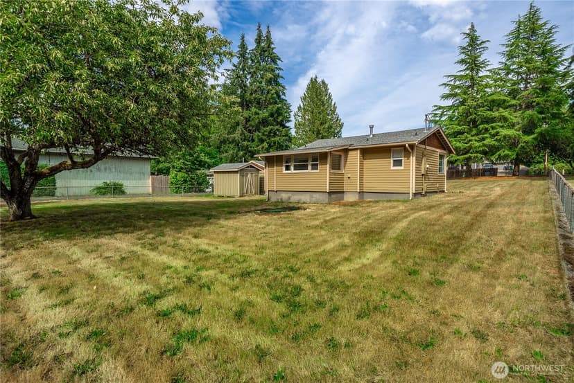 Property photo for 2437 Rocky Point Road NW, Bremerton photo 12