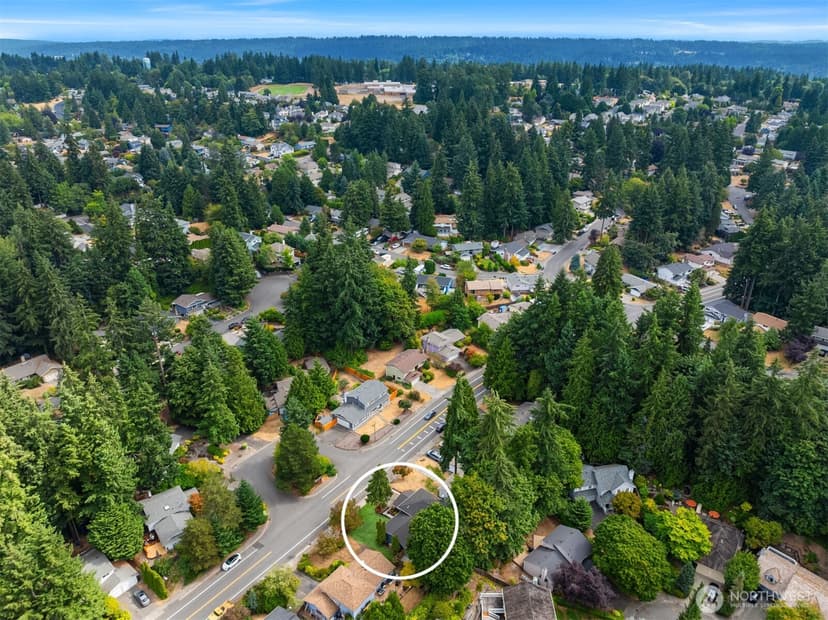 Property photo for 12515 NE 137th Place, Kirkland photo 31