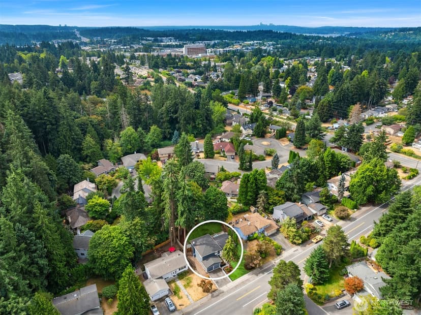 Property photo for 12515 NE 137th Place, Kirkland photo 32