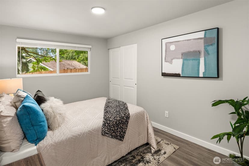 Property photo for 12515 NE 137th Place, Kirkland photo 14