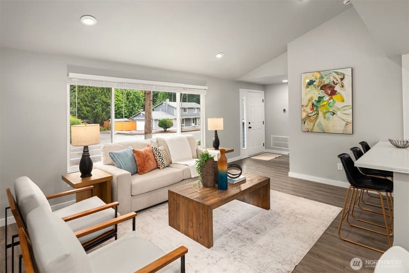 Property photo for 12515 NE 137th Place, Kirkland photo 5