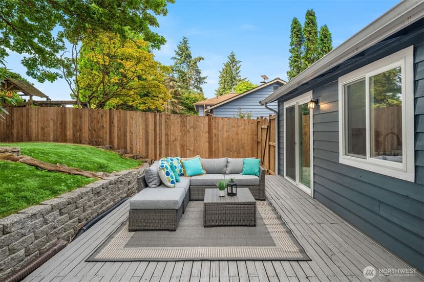 Property photo for 12515 NE 137th Place, Kirkland photo 21