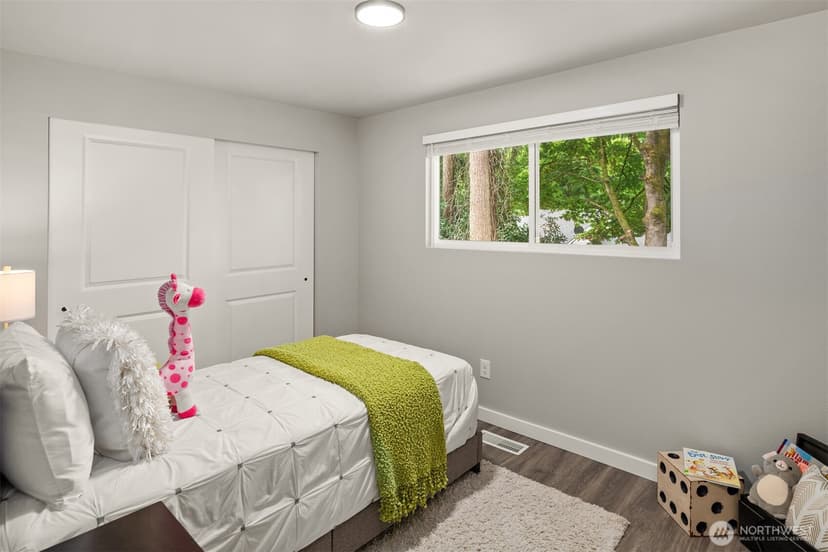 Property photo for 12515 NE 137th Place, Kirkland photo 16