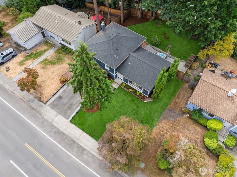 Property photo for 12515 NE 137th Place, Kirkland photo 26