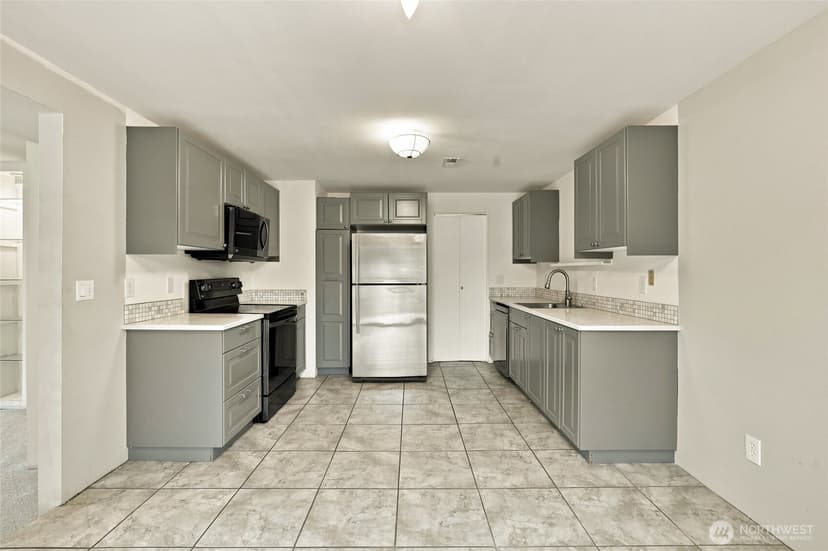 Property photo for 12712 NE 120th Street #G5, Kirkland photo 8