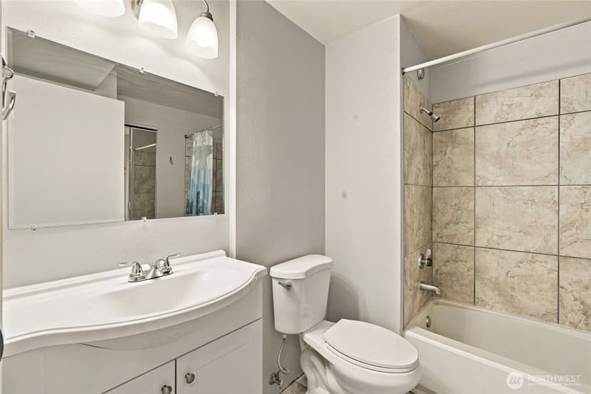 Property photo for 12712 NE 120th Street #G5, Kirkland photo 14