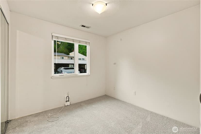 Property photo for 12712 NE 120th Street #G5, Kirkland photo 13