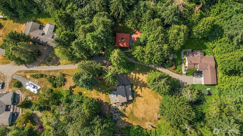 Property photo for 11471 Kallgren Road NE, Bainbridge Island photo 36
