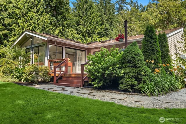Property photo for 11471 Kallgren Road NE, Bainbridge Island