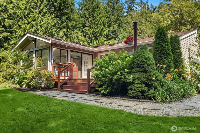Property photo for 11471 Kallgren Road NE, Bainbridge Island