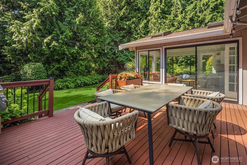 Property photo for 11471 Kallgren Road NE, Bainbridge Island photo 7