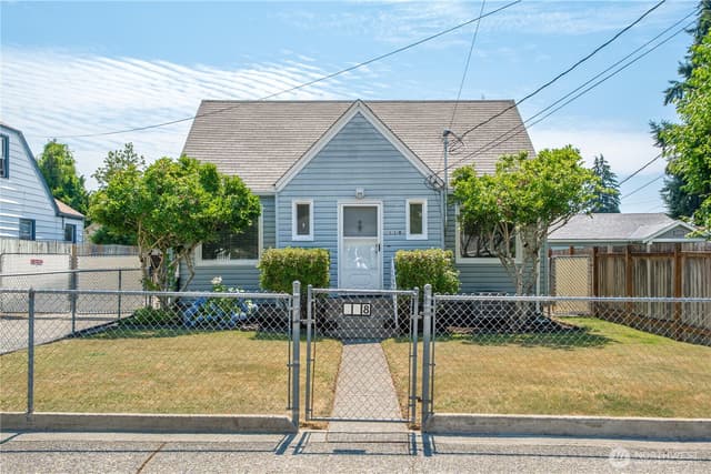 Property photo for 118 E 65th Street, Tacoma