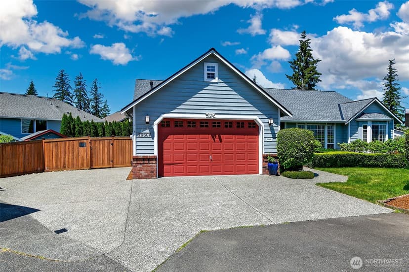 Property photo for 20604 Damson Rd, Lynnwood photo 2