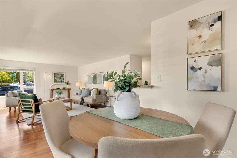 Property photo for 1717 5th Avenue N #101, Seattle photo 16