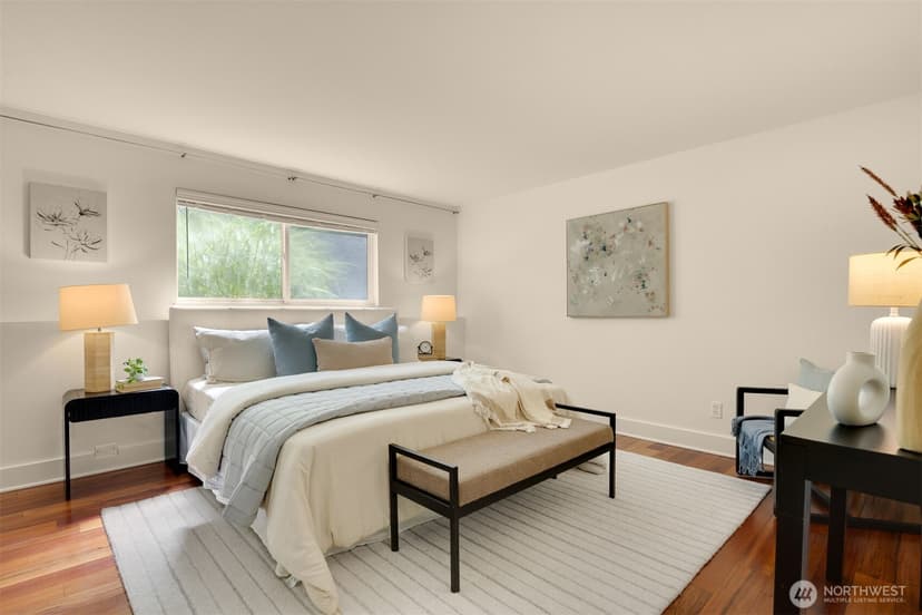 Property photo for 1717 5th Avenue N #101, Seattle photo 11