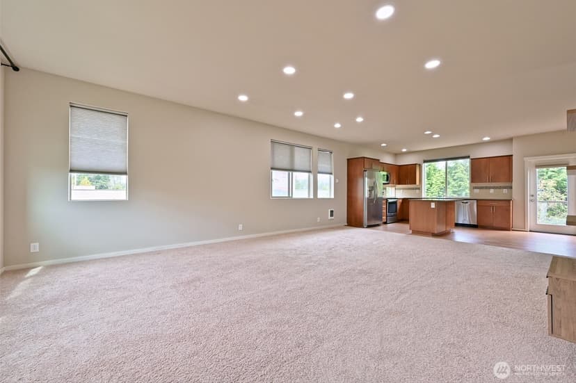 Property photo for 348 Chelan Avenue NE, Renton photo 5
