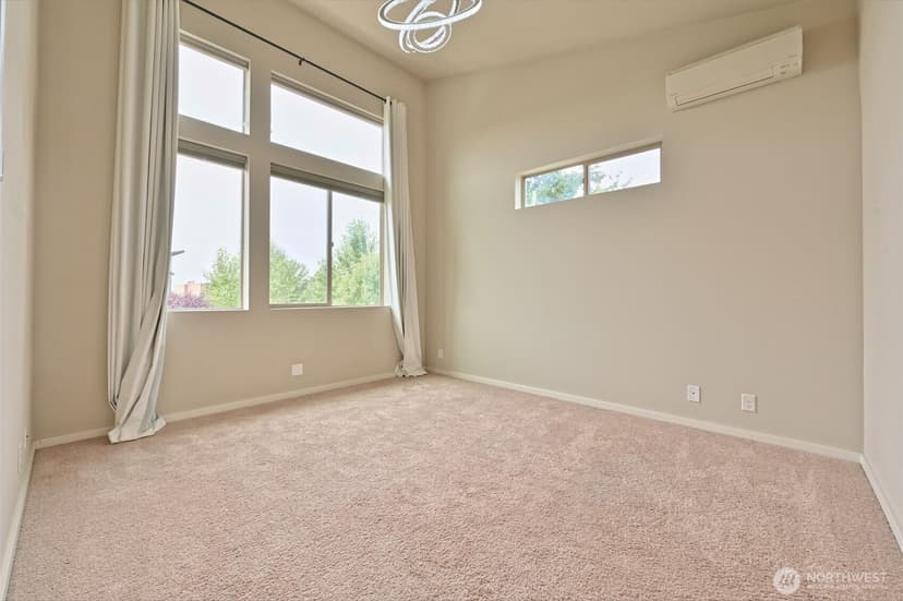 Property photo for 348 Chelan Avenue NE, Renton photo 15