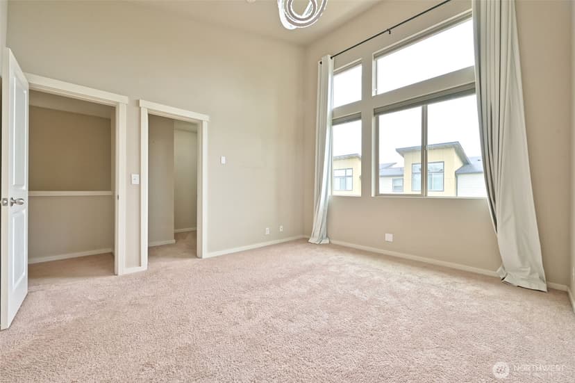 Property photo for 348 Chelan Avenue NE, Renton photo 16