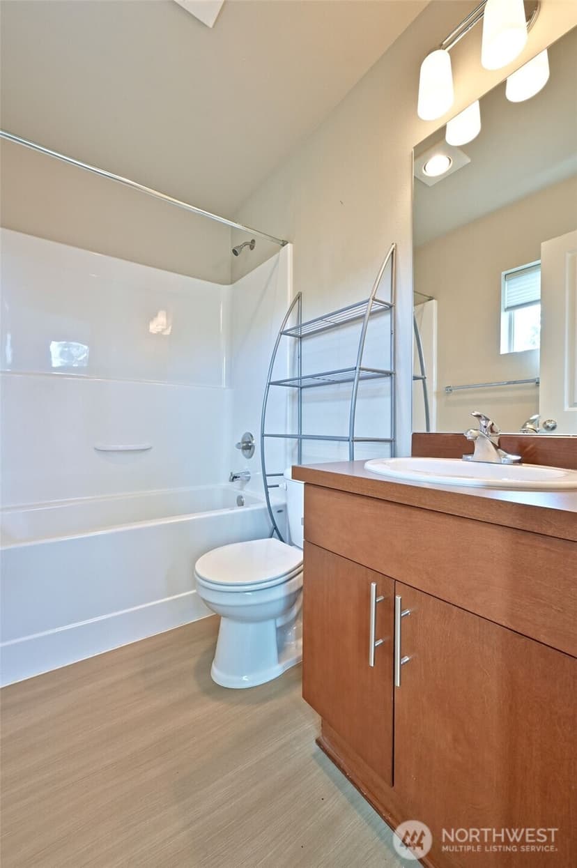 Property photo for 348 Chelan Avenue NE, Renton photo 25