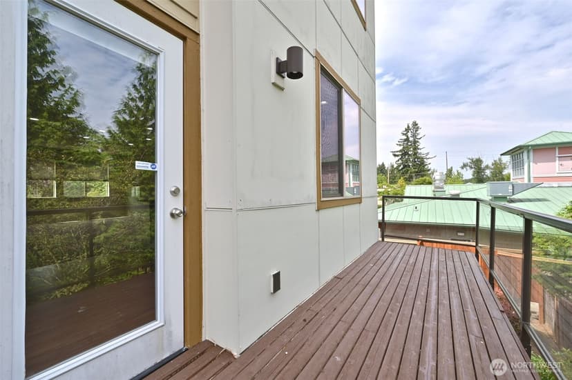 Property photo for 348 Chelan Avenue NE, Renton photo 32