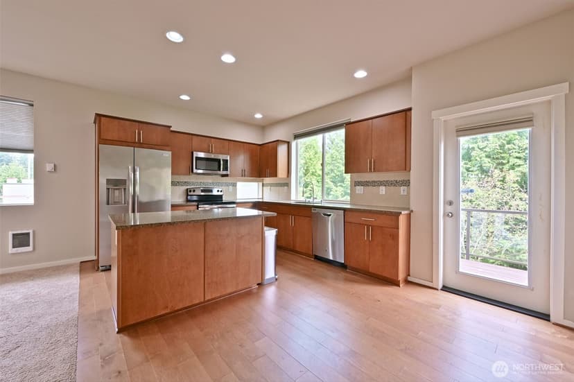 Property photo for 348 Chelan Avenue NE, Renton photo 9