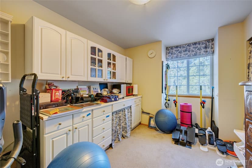 Property photo for 2419 California Avenue E, Manchester photo 27