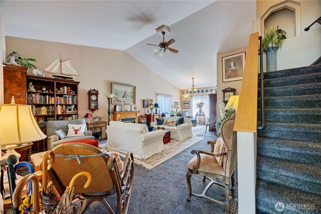Property photo for 2419 California Avenue E, Manchester photo 5