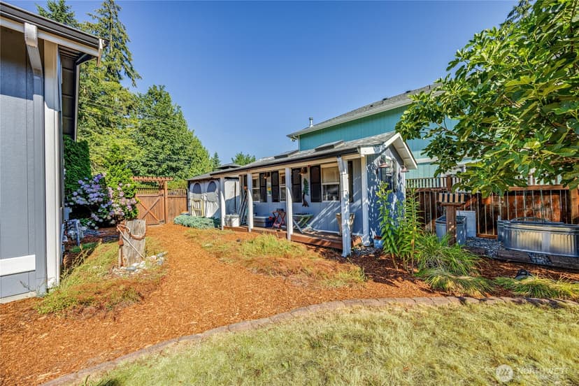 Property photo for 2419 California Avenue E, Manchester photo 17
