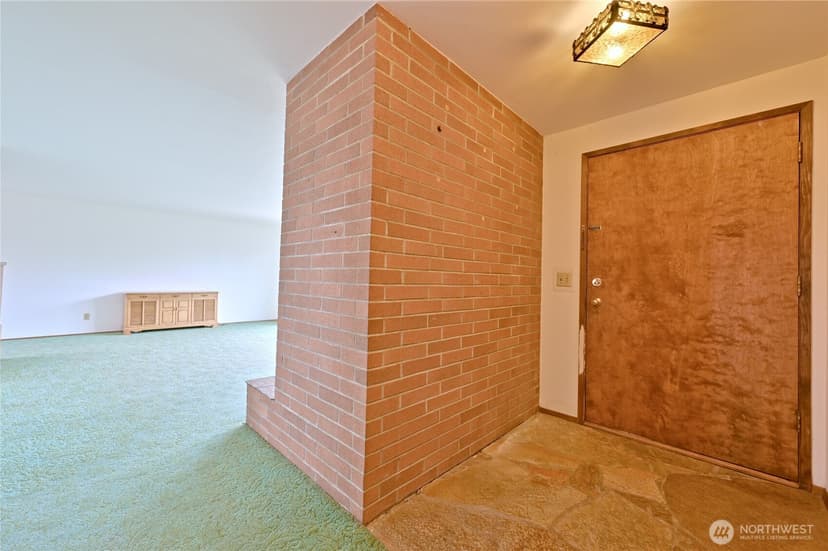 Property photo for 23031 19th Avenue S, Des Moines photo 6