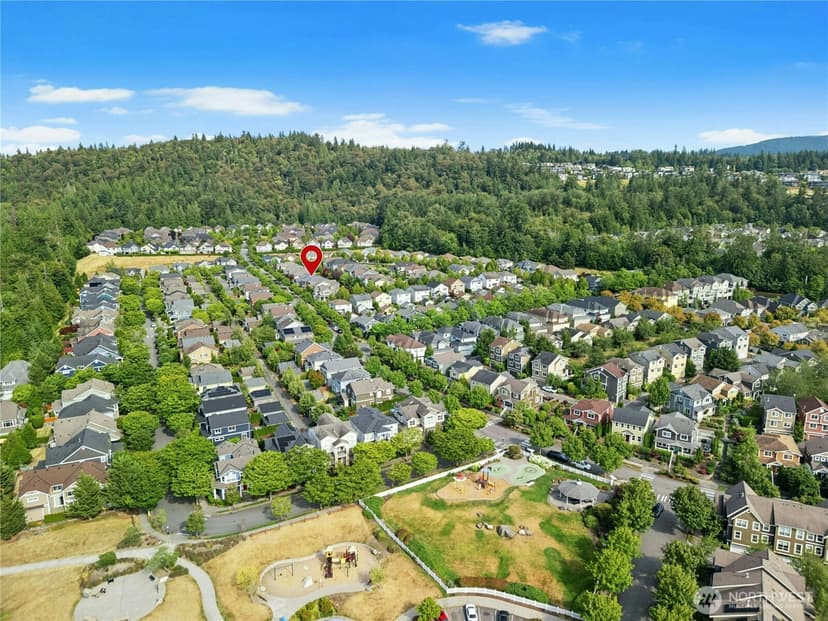 Property photo for 3127 NE Magnolia Street, Issaquah photo 38