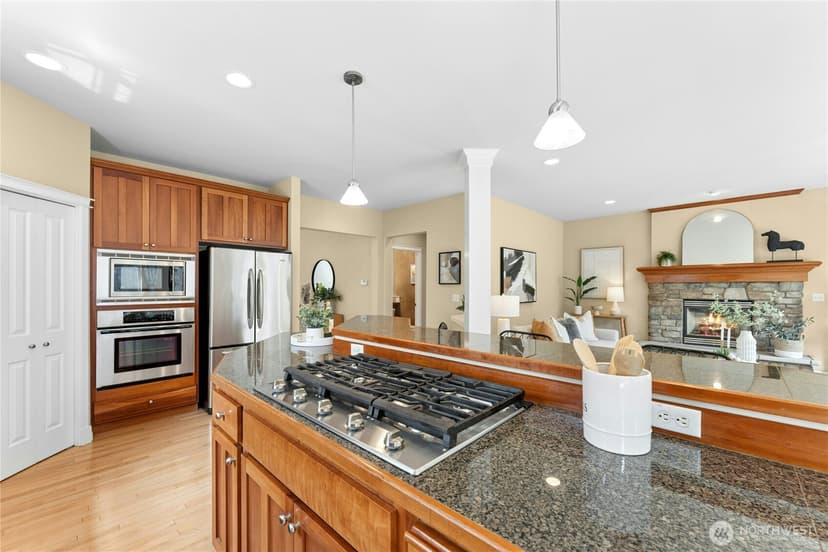 Property photo for 3127 NE Magnolia Street, Issaquah photo 14