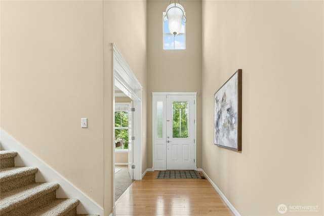 Property photo for 3127 NE Magnolia Street, Issaquah photo 4