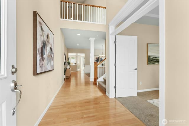 Property photo for 3127 NE Magnolia Street, Issaquah photo 2