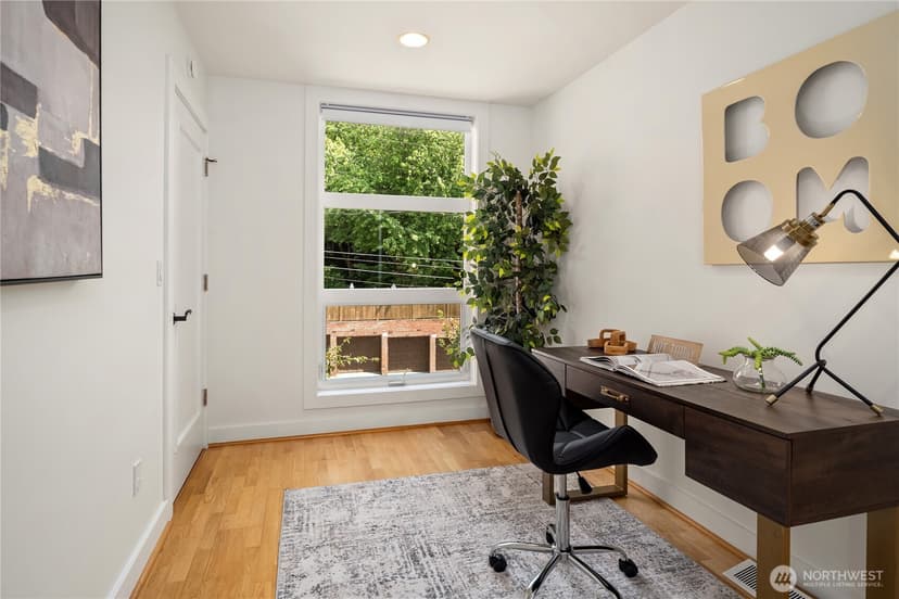 Property photo for 429 13th Avenue E, Seattle photo 19