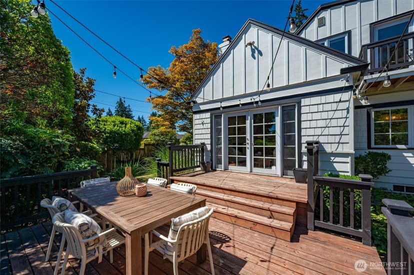 Property photo for 4902 NE 70th Street, Seattle photo 11