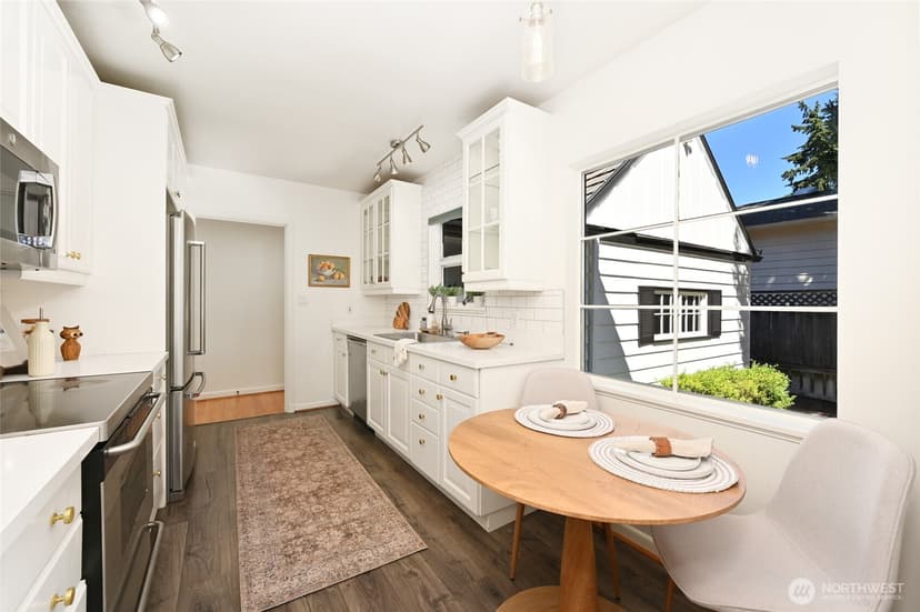 Property photo for 4902 NE 70th Street, Seattle photo 13