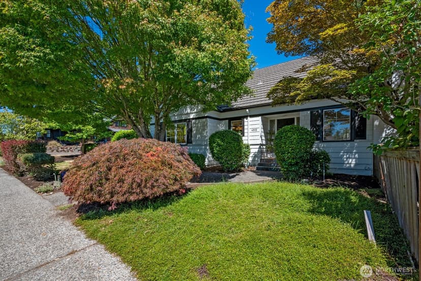 Property photo for 4902 NE 70th Street, Seattle photo 37
