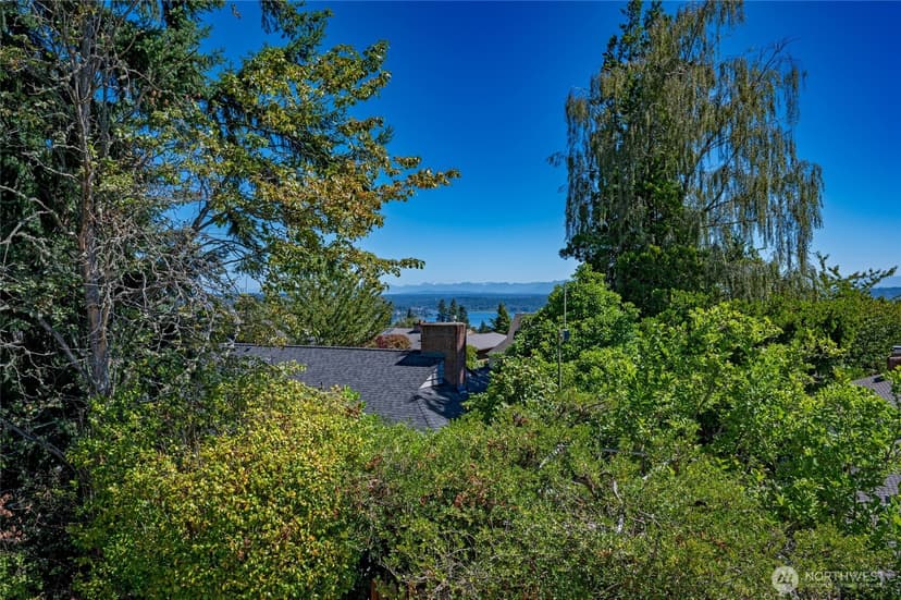 Property photo for 4902 NE 70th Street, Seattle photo 24