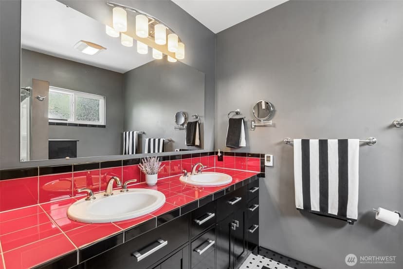 Property photo for 3222 NE 85th Street, Seattle photo 12