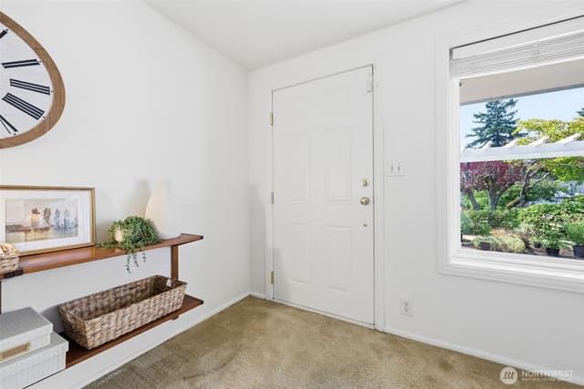 Property photo for 1016 Sunset Way, Bellevue photo 3