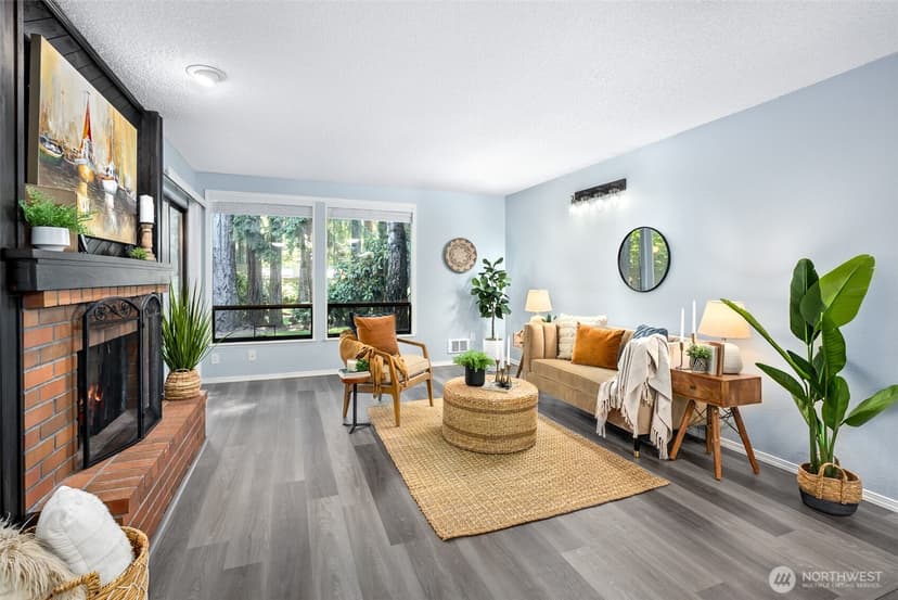 Property photo for 19115 Ballinger Way NW #102, Lake Forest Park photo 3