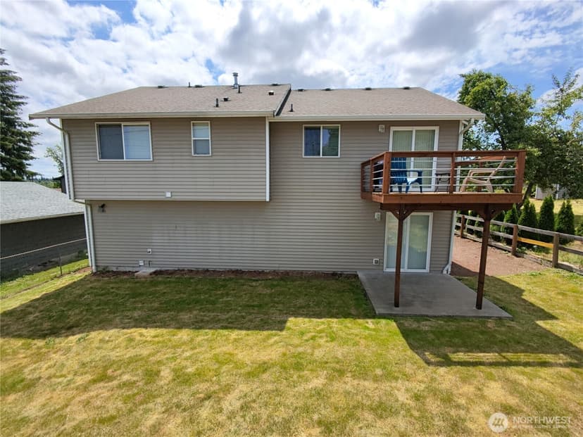 Property photo for 1709 Silver Lake Road, Everett photo 7