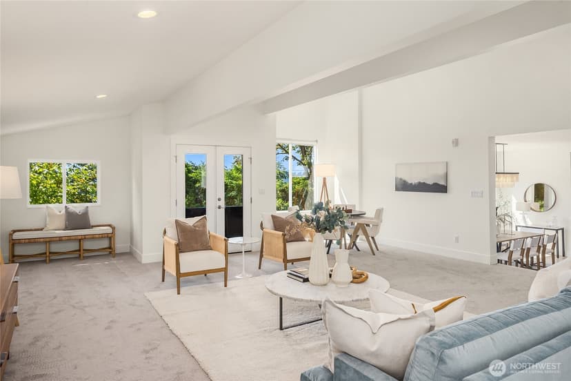 Property photo for 5830 W Mercer Way, Mercer Island photo 14