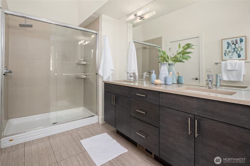 Property photo for 5830 W Mercer Way, Mercer Island photo 25