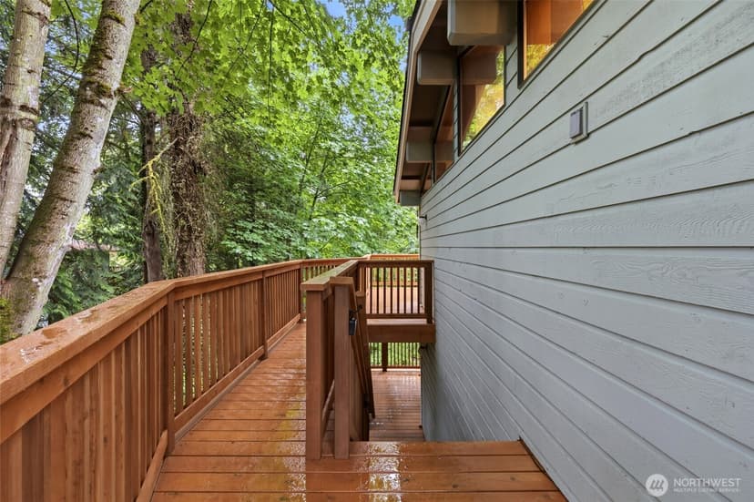 Property photo for 23006 35th Avenue W, Brier photo 33
