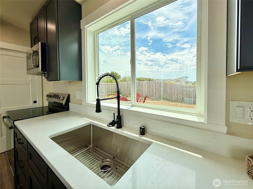 Property photo for 475 Sportsmens Street SW, Ocean Shores photo 24